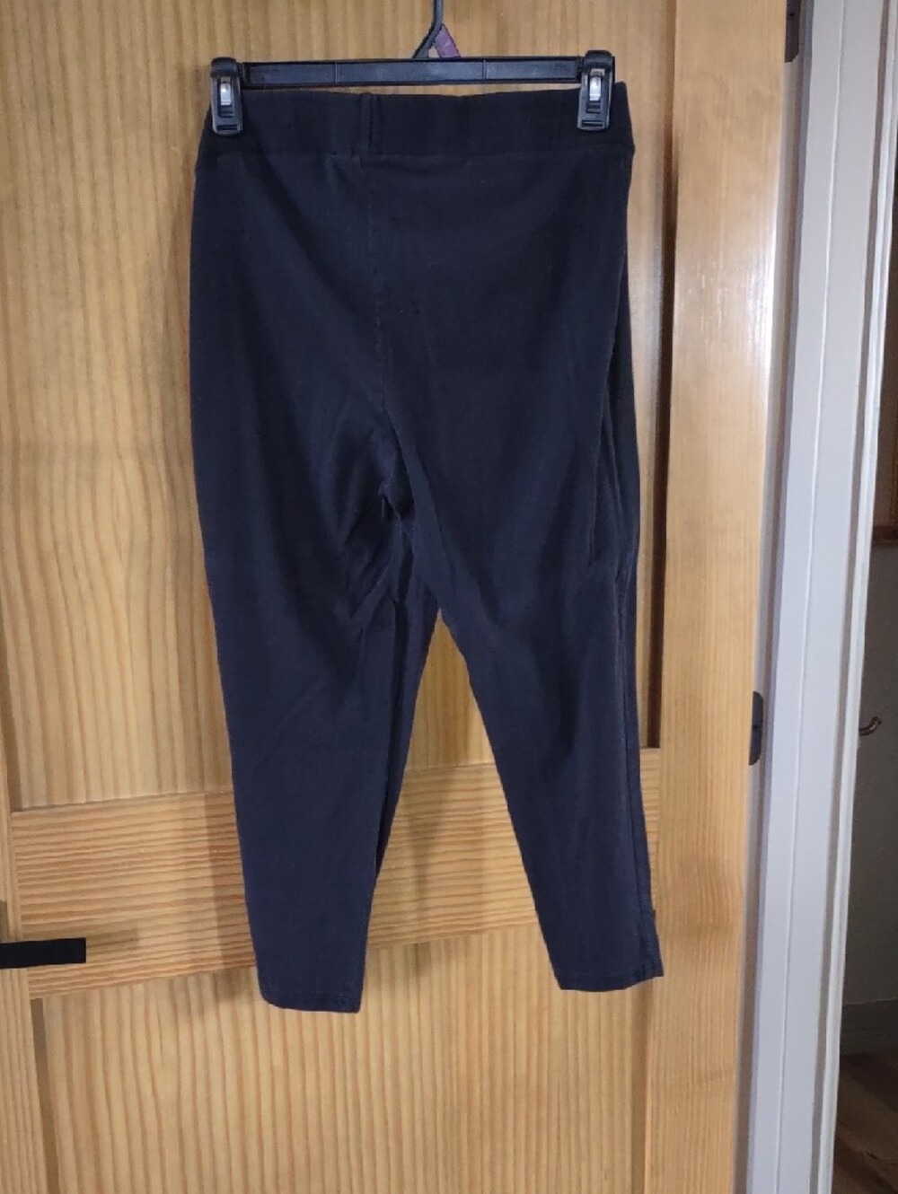 2X torrid Black Womans Stretch Knit Leggings - Everyday Essential - Picture 3 of 3